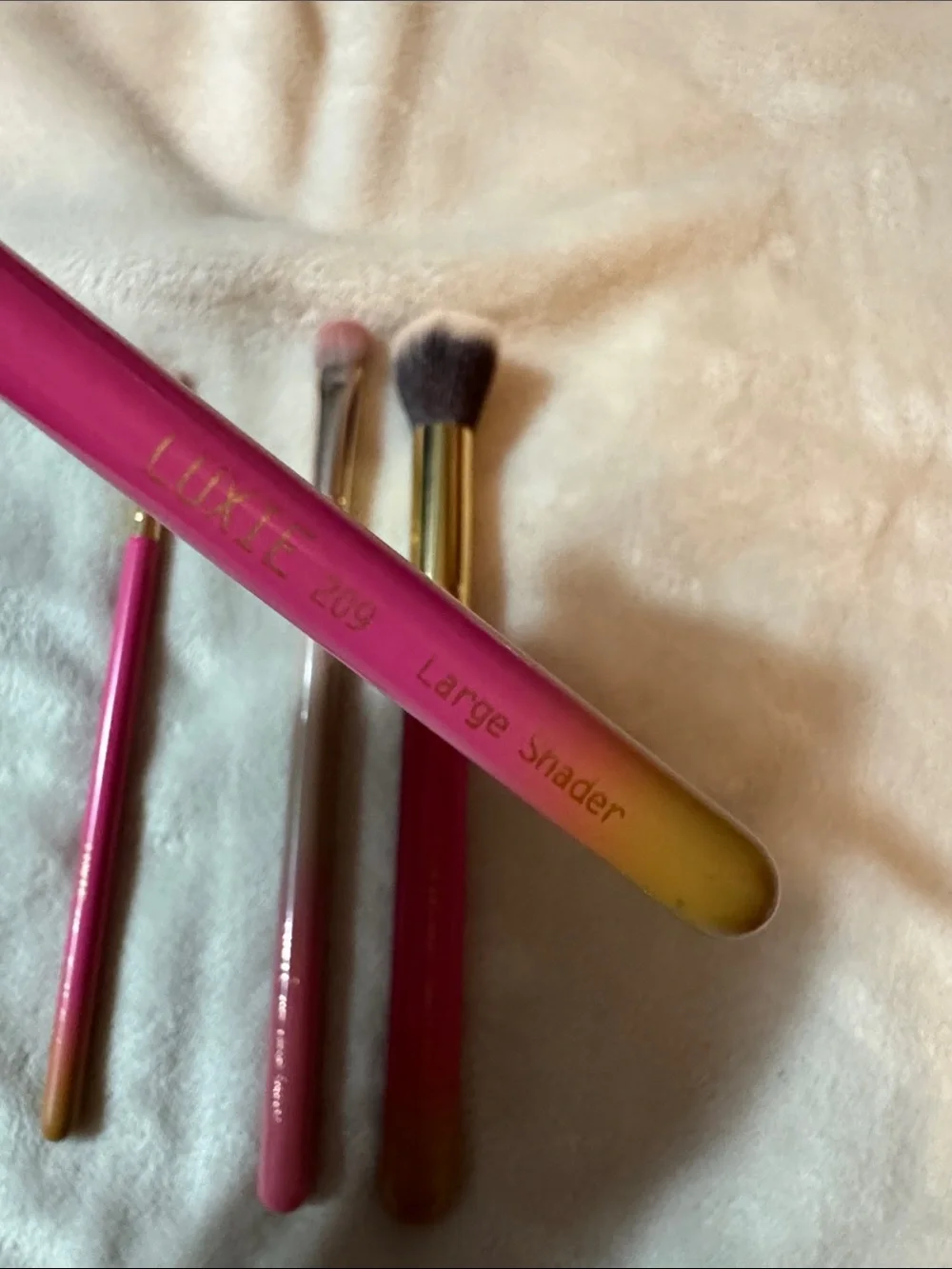 Luxie Pink to Cream Gradient 4-Piece Brush Set with Gold Ferrules